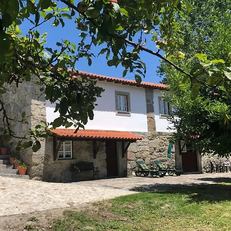 Chalet Casa Sequeira De São José - Gerês *